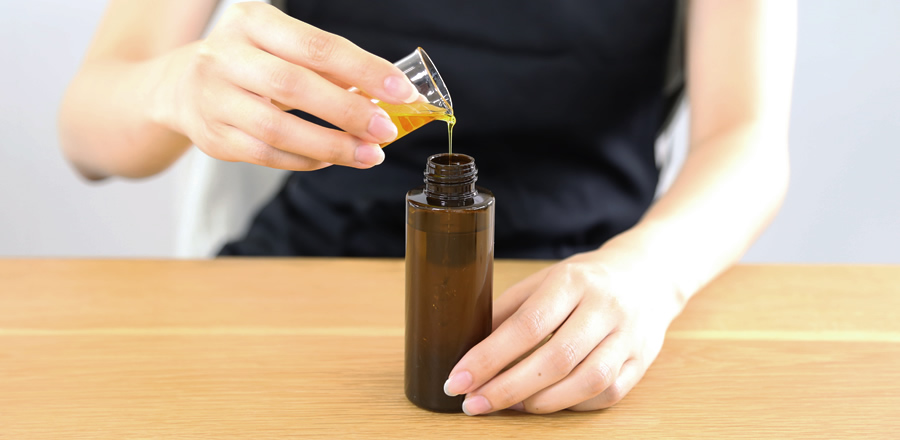 精油 エッセンシャルオイル アロマスプレー 作り方