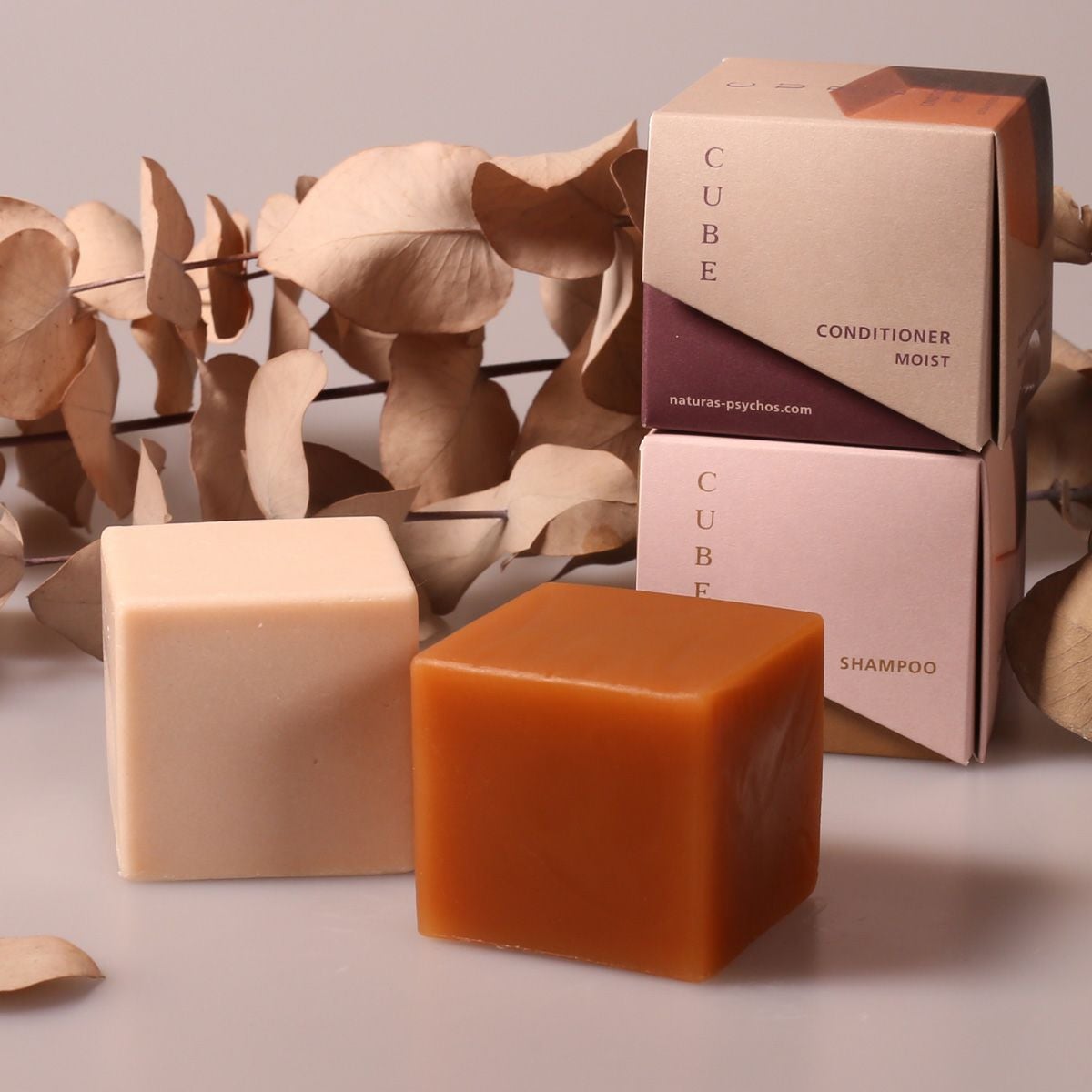 キューブ シャンプー 【CUBE shampoo smoky leaf】【固形シャンプー